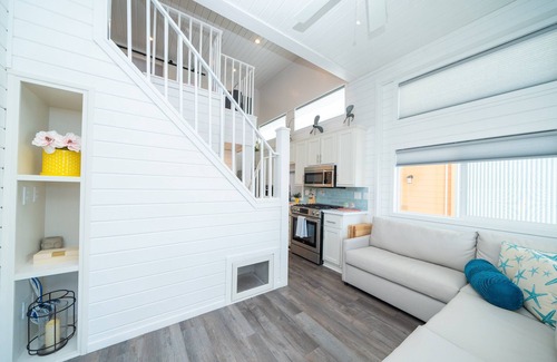 Parker Strip House | Livin' the dream, Front Row! Roadrunner Resort