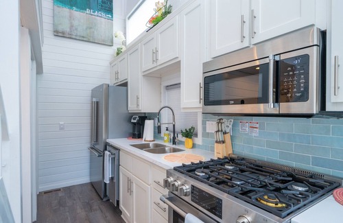 Parker Strip House | Livin' the dream, Front Row! Roadrunner Resort