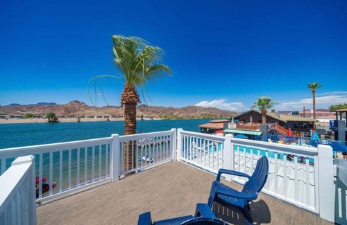 Parker Strip House | Livin' the dream, Front Row! Roadrunner Resort