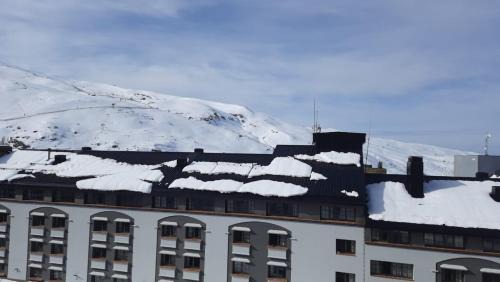 Pradollano Apartment | LIVING SIERRA NEVADA, céntrico, vistas, zona baja Montblanc