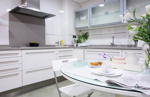 La Malagueta Apartment | Living4Malaga Reding Superior Apartment