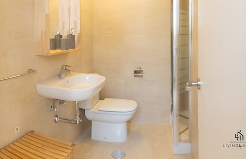 La Goleta Apartment | Living4Malaga Suites Superior