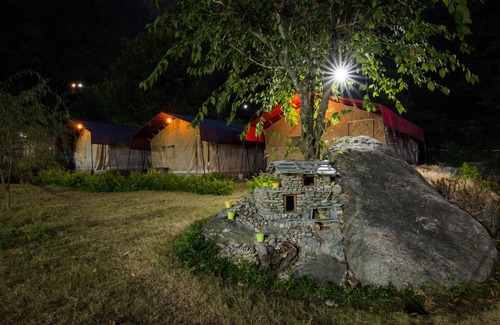 Kaul RV Rental | LivingStone Camping Site Luxury tent Uttrakhand