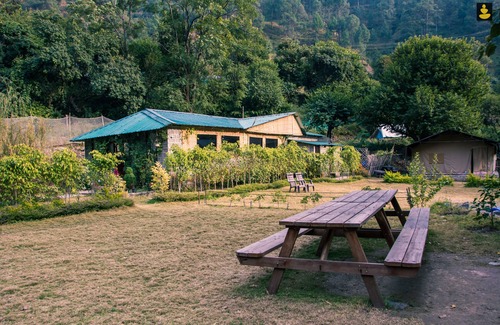 Kaul RV Rental | LivingStone Camping Site Luxury tent Uttrakhand