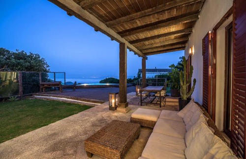 El Cuarton Villa | Livingtarifa - Casa Los Helechos
