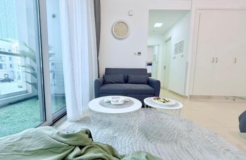 Jabal Ali 2 Apartment | LivWithUs-Studio in One BR Setup, Dubai Marina