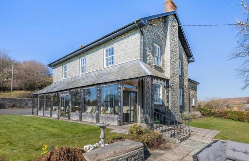 Llandrindod Wells House | Llansantffraed House