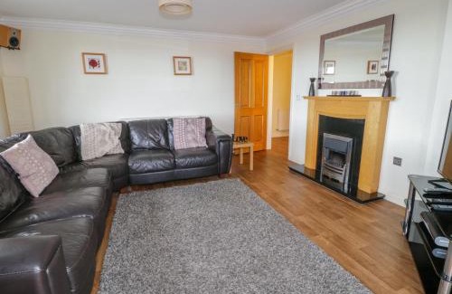 Amlwch House | Llecyn Braf