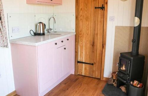 Holyhead House | Llety'r Bugail