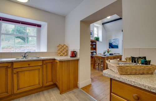 Llanbedrog Apartment | Llety'r Plas - Five Bedroom Apartment, Sleeps 8