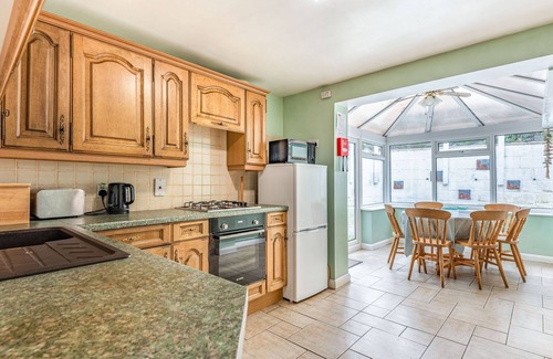 Ty Croes Cottage | LLONYDD, pet friendly, country holiday cottage in Aberffraw