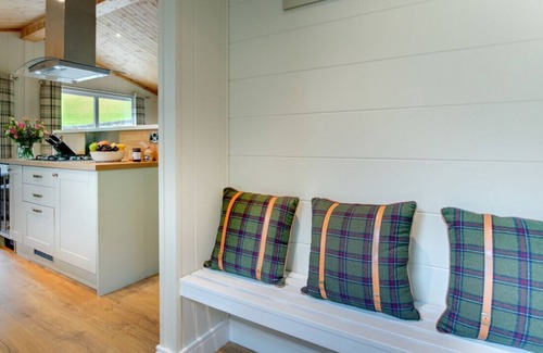 Gwynedd- Snowdonia House | Llyn Brenig Lodge - Two Bedroom House, Sleeps 4