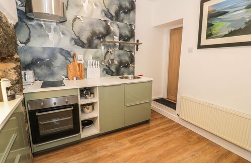 Borth-y-Gest Cottage | LLYS MADOC, romantic, luxury holiday cottage in Porthmadog