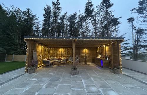 Glandyfi House | Llys y wawr Luxury Holiday Let