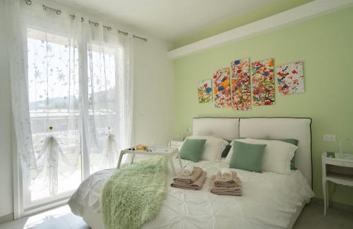 Loano Apartment | Loano-Marina Spiaggia, mare, a 5 stelle