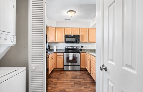North Carolina Coast Condo | Lobster at Carolina Beach, Great Location, steps to the beach