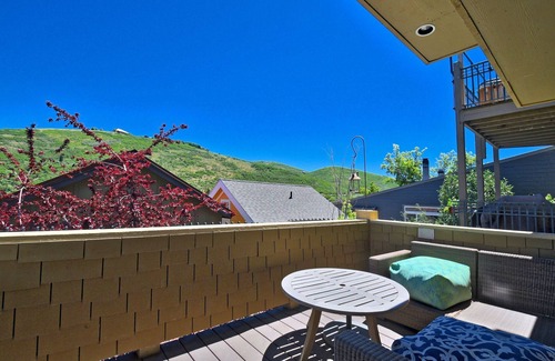 North Park City House | Located across from Park City Ski Resort, new update renovations.
