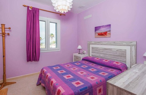 Cala en Porter House | Located at the back of the popular family resort of Cala en Porter, near the famous Covas music bar