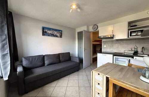 Les Esserts Apartment | Located at the foot of the Morillon 1100 slopes