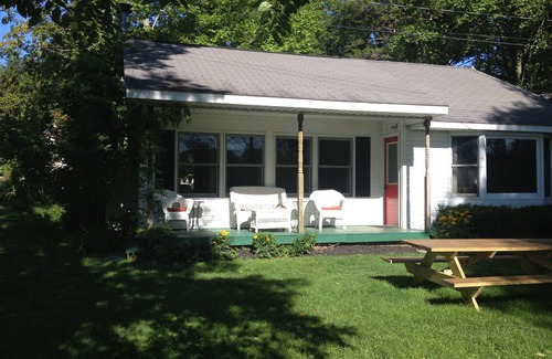Traverse City Cottage | Located directly on Silver Lake. 10 minutes from Traverse City