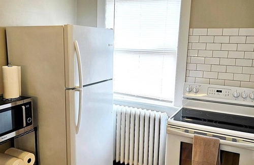 Muskegon House | Located Downtown Muskegon, In Walking Distrance of All The Action