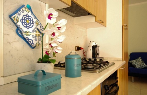 Casenuove Apartment | Located in the Capodacqua district of Assisi, 5 km from Assisi, Casa Fiorelli is a quiet apartment surrounded by nature with a wonderful view that stretches from Assisi to Mount Subasio.Located in a strategic position, it allows to reach in few kilometer