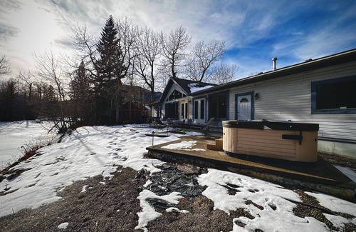 Red Lodge Ski Chalet | Located on Rock Creek, Hot Tub and Minutes to Skiing