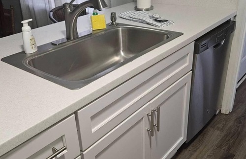 Mount Pleasant House | Location! Close to two Beaches, Downtown Charleston, and by Town Center