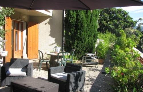 Saint-Cyr-sur-Mer Apartment | location impossible