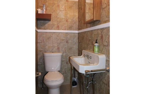 Cleveland House | Location! Location! Location! Old World Charm 7bed