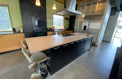 Highland House | Location, location, location! Perfect for entertaining in the Mile High State!