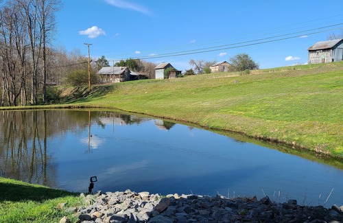 Mount Nebo House | Location, Location: Near New River Gorge and Summersville Lake