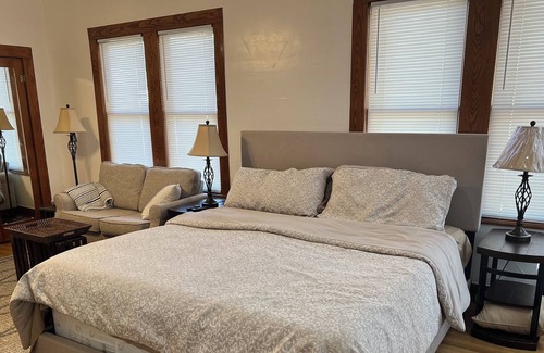 New Braunfels Cottage | Location, location, location. In the heart of New Braunfuls, close to everything