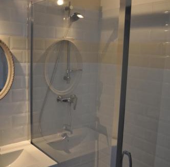 Sorgues Apartment | location studio meublé avec jardin