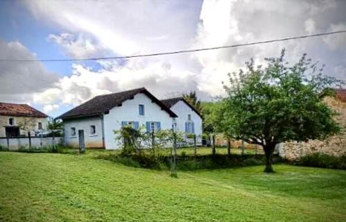 Saint-Front-la-Riviere House | Location vacances dans le Périgord vert