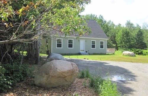 Otter Creek House | LOCATION2MountainViewsWalktoTrails Cove,PlaygroundBus&Store AutumnDiscounts!