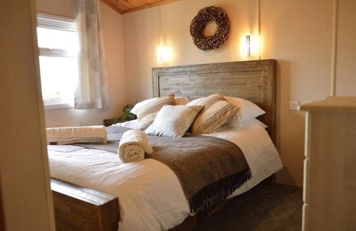 Castle Douglas Ski Chalet | Lochhill Stable Lodge