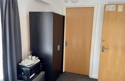 Middlesbrough Apartment | Lockable Ensuite Room Only with Free Wi-Fi and lots more