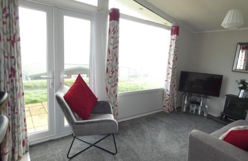 Llanybri Apartment | Lodge 54 Elmrise Park