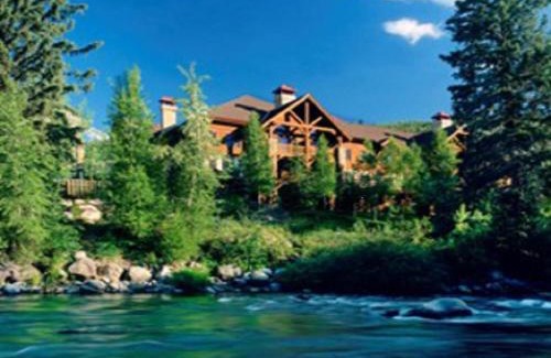 Avon Resort | Lodge at Brookside