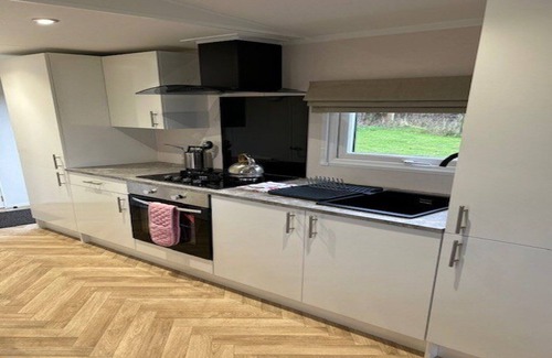 Okehampton Ski Chalet | Lodge in Dartmoor with Stunning Tors Views
