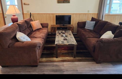 Au Train Apartment | Lodge @ Kimar`s Resort on Lk SUP