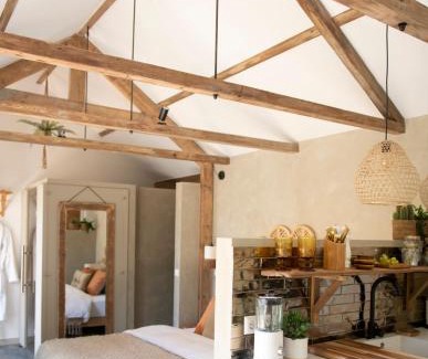 Sassenheim Bed & Breakfast | LODGE & LOFT