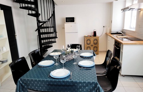 Cambrai Apartment | Loft 3 du Temple for 4 people & Parking