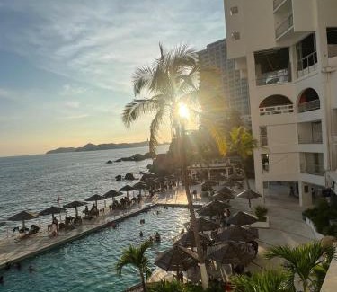Costera Acapulco Apartment | Loft 4 personas con acceso a playa