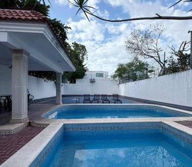 Merida Municipality House | Loft Alpha - Piscina billar etc