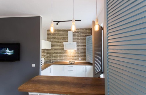 Dzerzhyns'kyi District Apartment | Loft Apartment near Botanical Garden