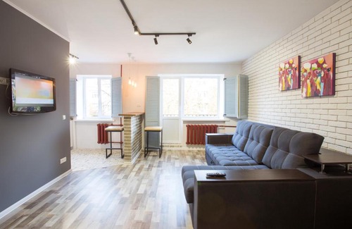 Dzerzhyns'kyi District Apartment | Loft Apartment near Botanical Garden