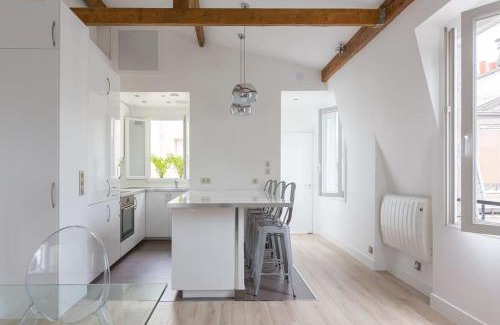 Quartier Sainte-Marguerite Apartment | Loft au calme en dernier étage avec ascenseur 2 chambres 70 m