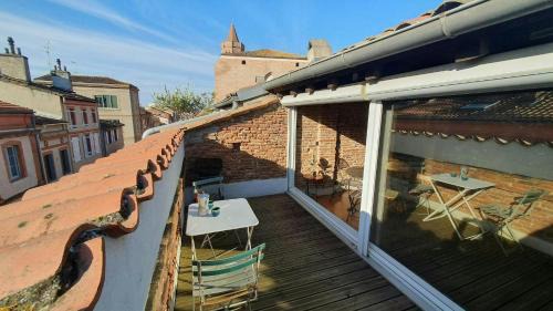 Saint-Cyprien Apartment | Loft de charme climatisé et sa terrasse